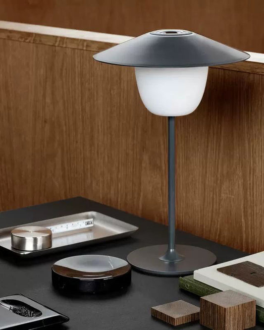 Amilue Metal Table Lamp